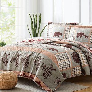 New Wilderness 3-Piece Bedding 100% Polyester Quilt Set • Reversible • King